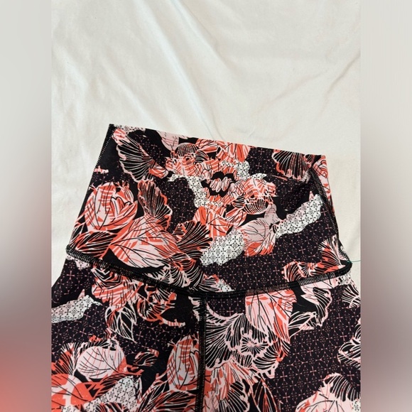 Lululemon Wunder Under Luxtreme Womens High Rise Artisan Spring Lunar Year 2 - Picture 4 of 8